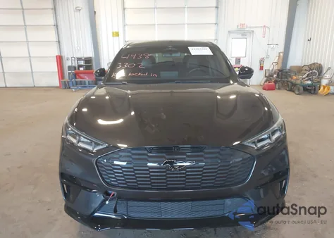 2022 Ford Mustang Mach-E Gt z USA, uszkodzony, nr VIN 3FMTK4SE2NMA43312